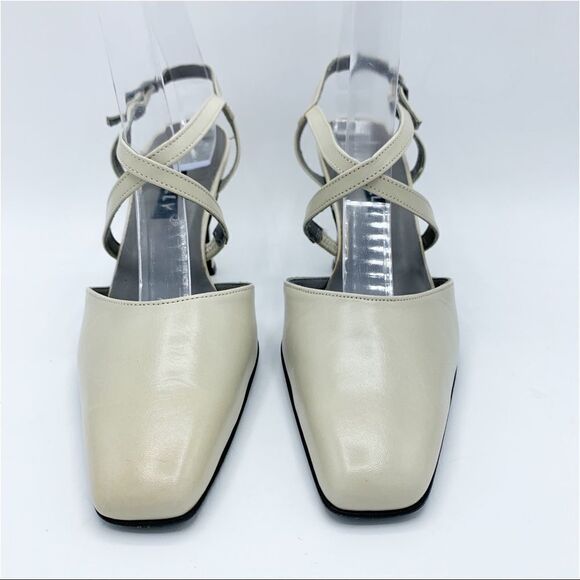 Bally Switzerland Winter White Strappy Snipped‎ Toe Sculptural Heels Sz 6 NEW - Picture 6 of 12